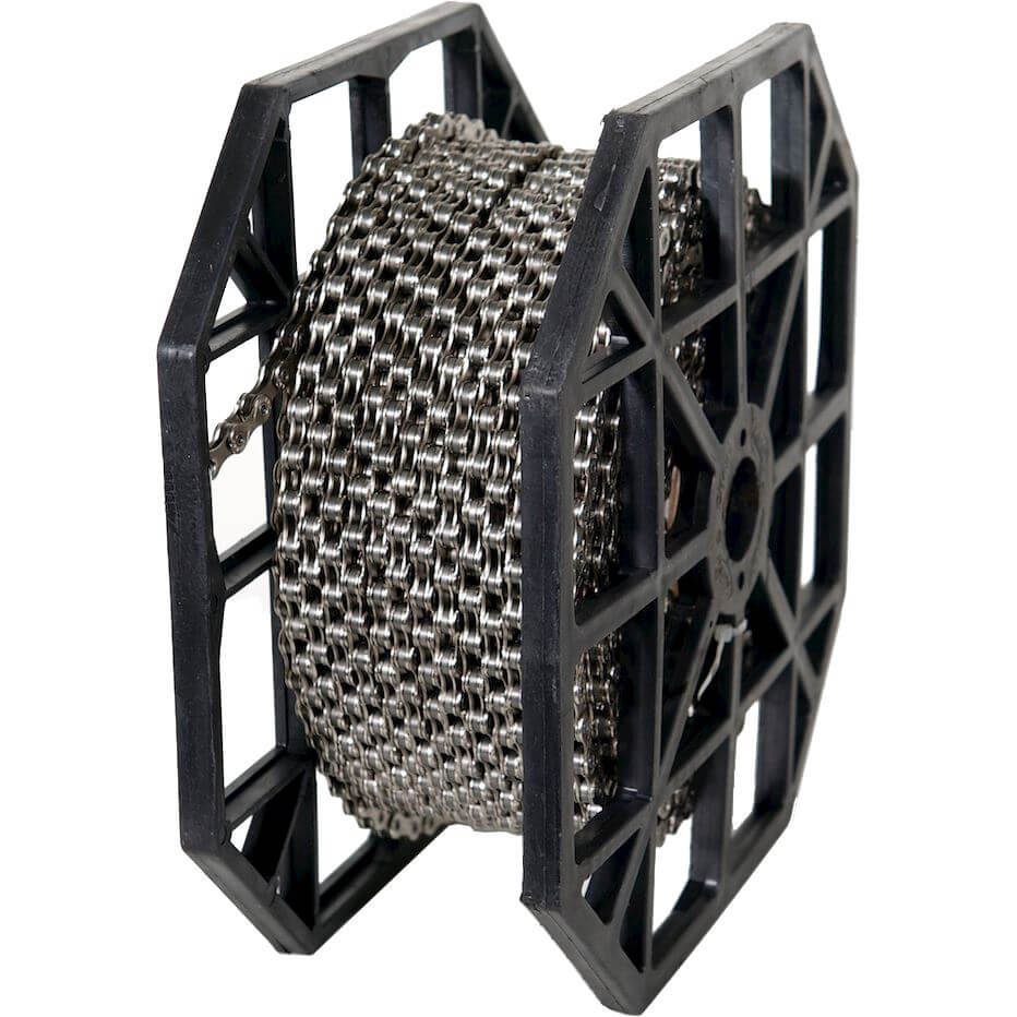 Chaîne KMC Z1 large, 1/2 x 1/8 marron, rouleau de 50 m avec 40 maillons de connexion. Vitesse unique.