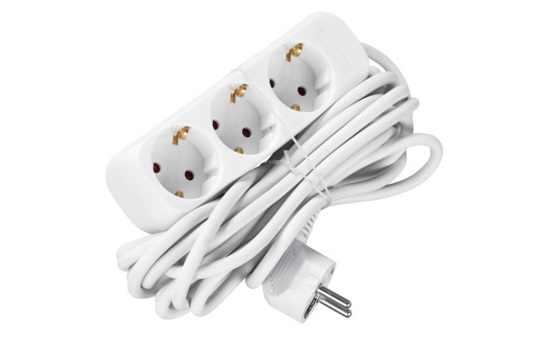 Multiprise blanche 1,5M, avec terre de protection. 3 connexions